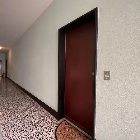 Joivy Charming Flat Next To Golf Park *
